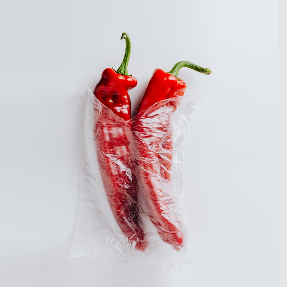 Piments rojos cueillis à la main